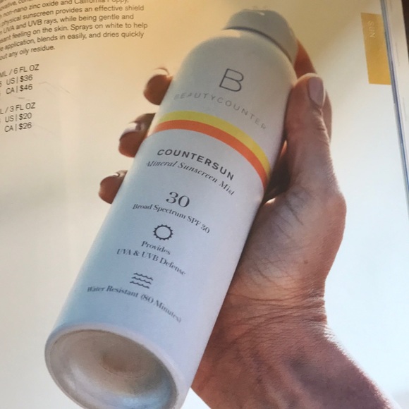 Beautycounter Mineral Sunscreen mist - Picture 2 of 4